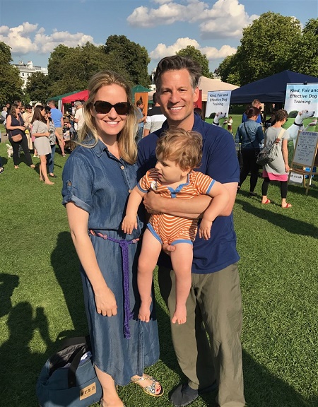 Richard Engel and his wife Mary Forrest with their son, Henry