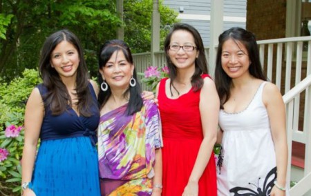 Ylan Mui with her family