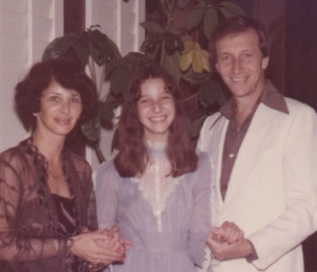 Lisa Kudrow father and mother