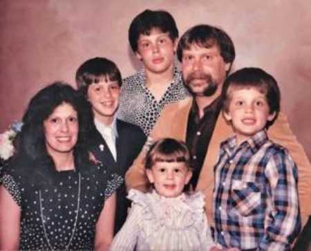 Paul Teutul and his former first wife, Paula with their children