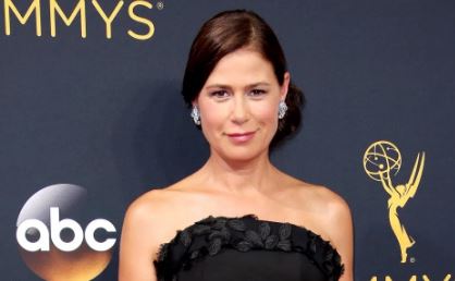 Maura Tierney awards