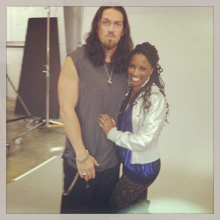 Shanola Hampton with her on-screen husband, Steve Howey