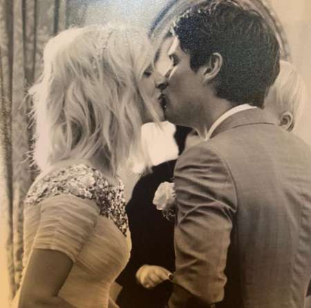 Fearne and husband Jesse. know more about Fearne marriage, wedding, spouse, husband, children, nuptial, podcast, journalism career, and many more