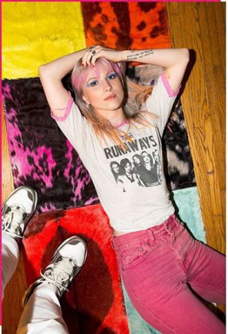 Hayley branding clothing line. Know more about Hayley Williams net worth, salary, wages, endorsement, and other sources of income