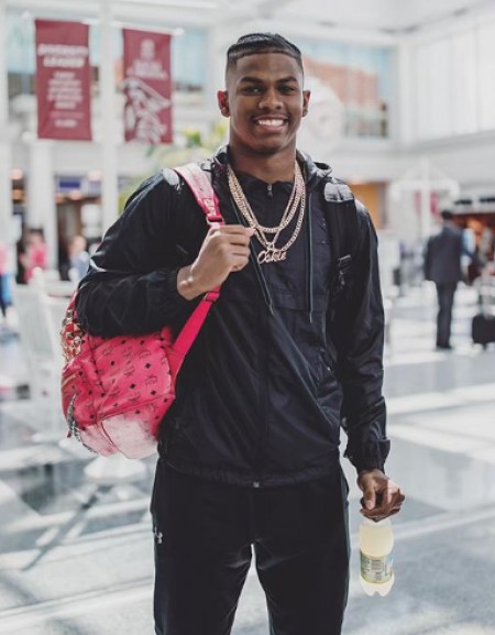 Shilo in some kind of mall or super market. Know more about his net worth, bank balance, total assets, wealth, earnings, income and many more