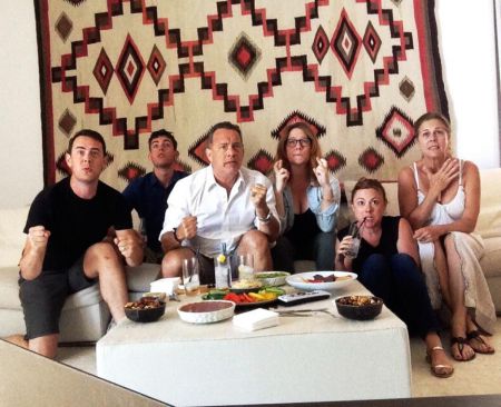 Tom Hanks family