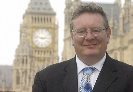  Mark Mardell is married to his wife, Joanne Veale.Know more about his married, children, wedding, nuptial relationship and other marital details