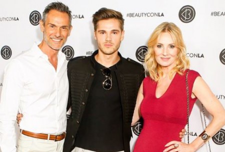 Janis with his parents; know about his family