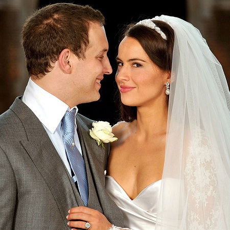 Sophie Winkleman and Lord Frederick Windsor on their wedding day. The bride and groom looks extremely beautiful in their nuptial dresses.