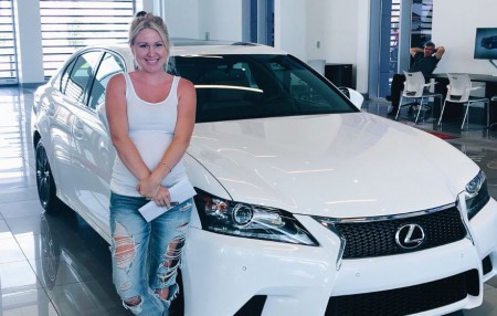 Keren Swanson has an estimated net worth of around $700 thousand.