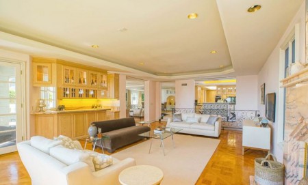 Li BingBing house in Los Angeles