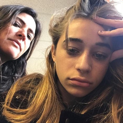 Odessa Adlon with her mother, Pamela 