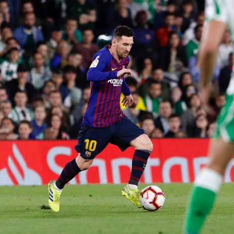  Thiago Messi Roccuzzo's Father Lionel Messi ,Know more about Lionel Messi's Career