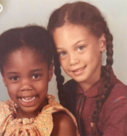 Snap:Lilly Becker along with her sister Melissa Kerssenberg