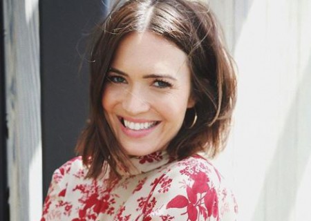 Mandy Moore; Know about her personal life, net worth, married
