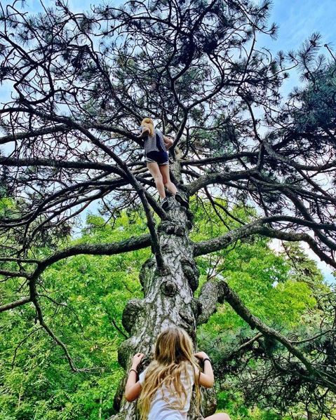 Oona Gray Seppala and her sister enjoying with nature