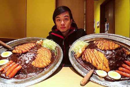 Stonie was ready to have Japaneses curry.