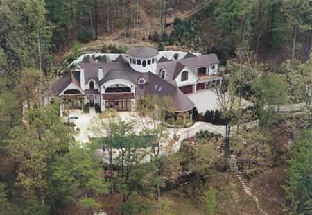 Speck Mellencamp's father, John Mellencamp bought a house in Bloomington, Indiana