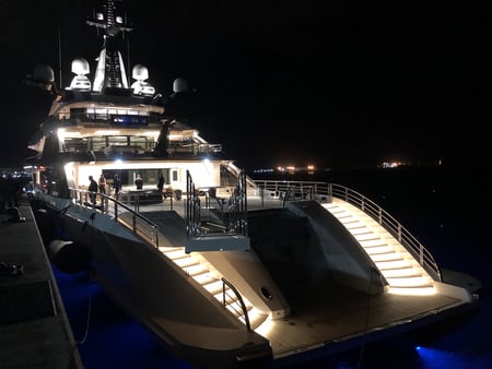 Eugenia Jones and Jerry Jones luxurious yachts