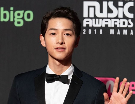 Park Min-young previously faced rumors dating her Sungkyunkwan Scandal co-star Song Joong-ki.