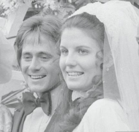 Lucie Arnaz was previously married to Philip Vandervort Menegaux from 1971 to 1976.