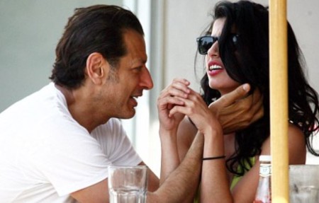 Tanya Raymonde and Jeff Goldblum.