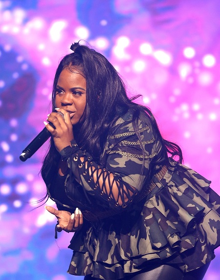 Tia Mann's Performing on the Stage