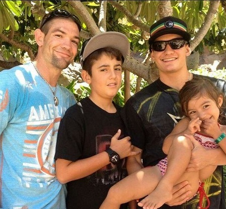 Dakota Chapman, Leiah Breanna Chapman, Cobie Chapman and Their Father, Leland Chapman