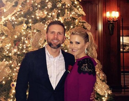 The Fox 2 News co-anchor Amy Andrews is married to the principal Rodney Thomas since 2008