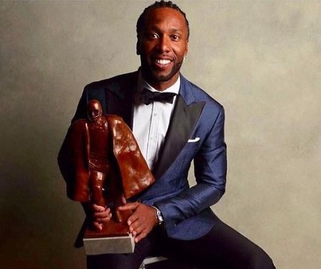  The 2016 Walter Payton Award-winning Larry Fitzgerald Jr has a net worth of $50 million