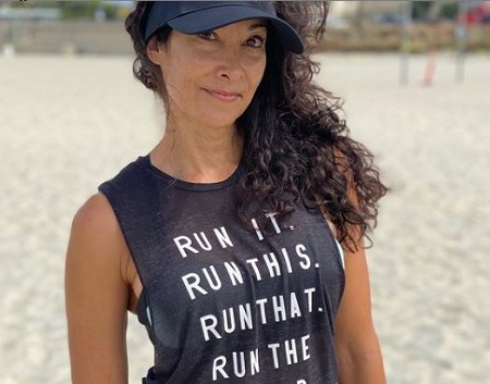  Larry Fitzgerald dated Angela Nazario from 2006 to 2008.