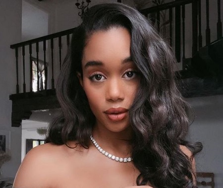 The 30 aged American actress, model, is living a single life at the moment.