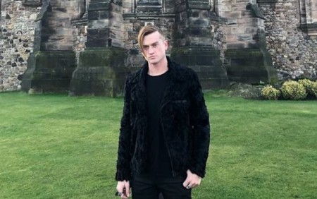 Eddie Hassell's net worth at the time of his death was $800,000.