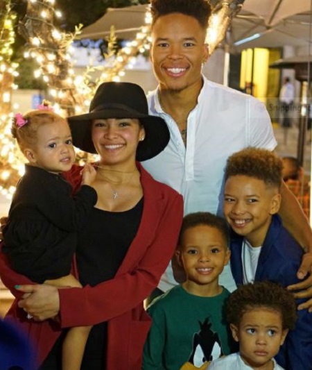 Jazmyn & Marvin pictured with their four children Marvin III, Mareon, Murrell, and Mya Jones. 