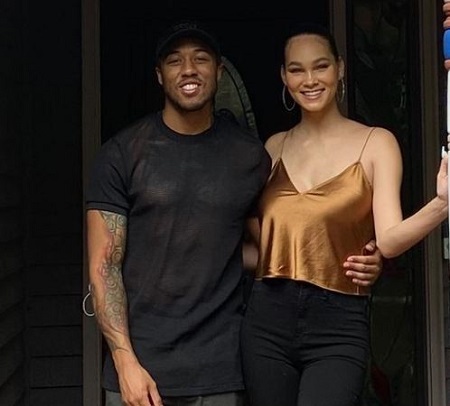 The model Amanda Harvey is married to Marjorie Elaine Harvey's son Jason Harvey since August 2013.