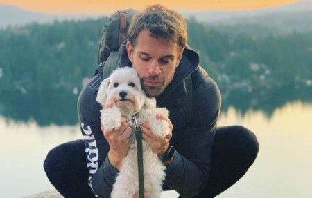 Stephen Huszar, one of the hottest television actors.