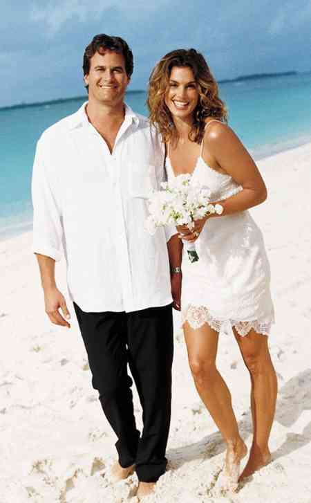 Rande Gerber with Cindy Crawford on their wedding day. Know more about the bridegroom's wedding details.