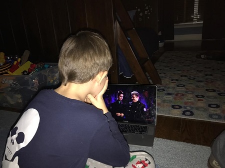 Dark Places's author have two children named Flynn Nolan and Veronica Nolan with husband, Brett