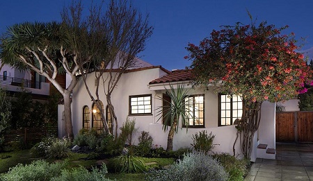 Eagles legend Don Henley paid $2.212for a three-bedroom, two bathrooms, 1,827 square feet Spanish bungalow in West Hollywood