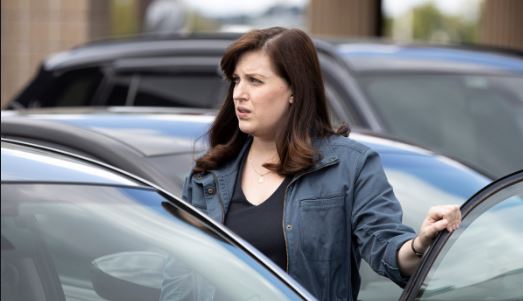 Alison Tolman And Her Lavish Car