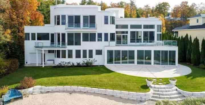 Craig Tester's Traverse city mansion