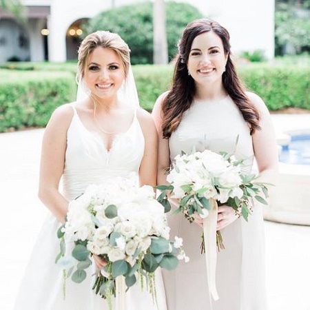 Juliane Foxworthy (left) with her elder sister, Jordan Foxworthy (right).