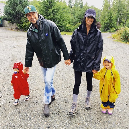 Carlo Marks with his lover, Shivani and two nieces