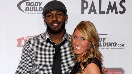 Jessie Moses and her longrerm boyfriend or fiance, Jon Jones are Unmarried Couple
