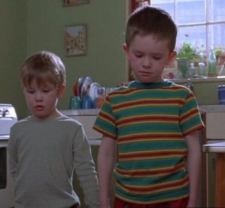 Freddie Highmore and Bertie Highmore in Women Talking Dirty(1999)