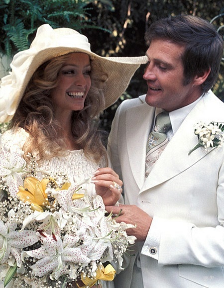 The Wedding Photo of Farrah Fawcett With Lee Majors