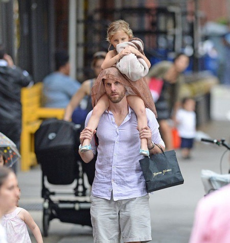 Jason Hoppy  and Bethenny Frankel Are Stil Fighting For The Custody Over Their 10 Years Old Daughter Bryn 