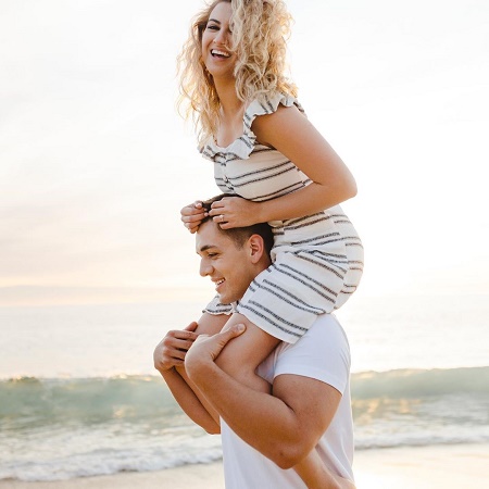 Andre Murillo and Tori Kelly Have Celebrated Their 2 year Marriage Anniversary in Early 2020