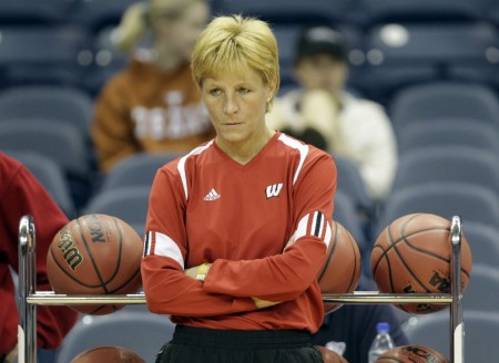 Lisa Stone is a basketball coach.