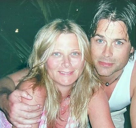 Sheryl Berkoff and Robe Lowe have worked together as a make-up artist and actor in the 1990 film 'Bad Influence.'